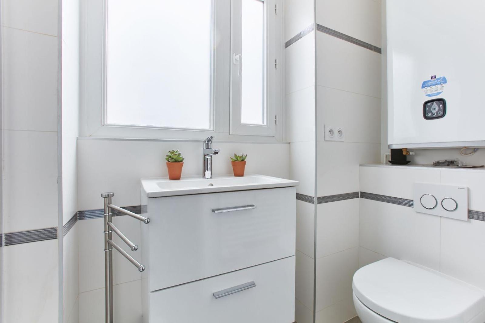 Cosy Montmartre 2Br Appartement Parijs Buitenkant foto